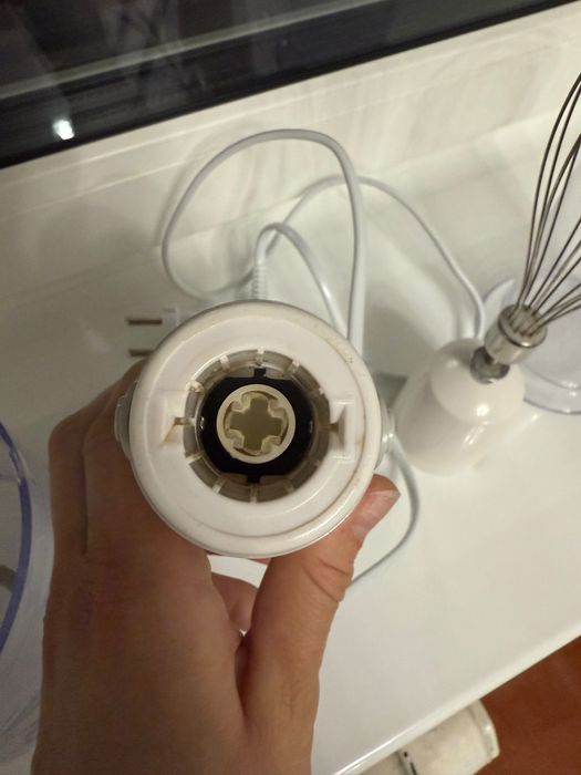 Продам блендер Redmond