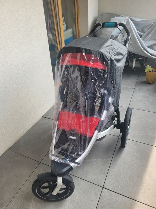 Wózek Thule Urban Glide 2: pałąk, ochrona na deszcz i śnieg,moskitiera