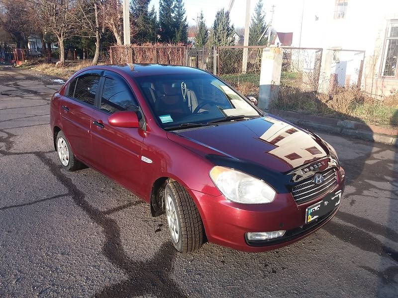 Hyundai accent 2008 бензин 1,4