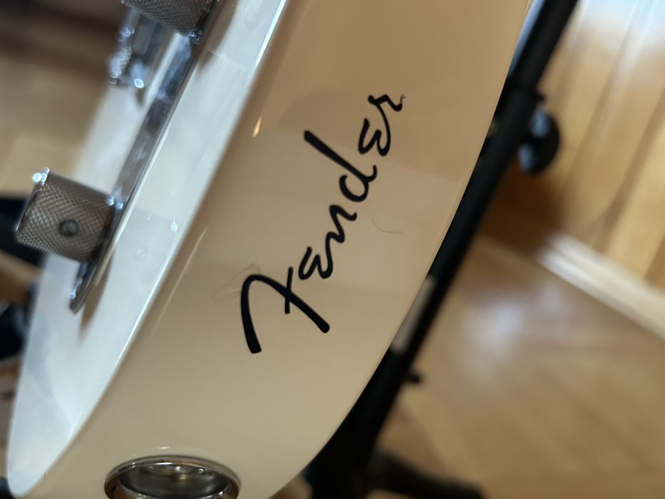 Fender Standard Telecaster AW MIM