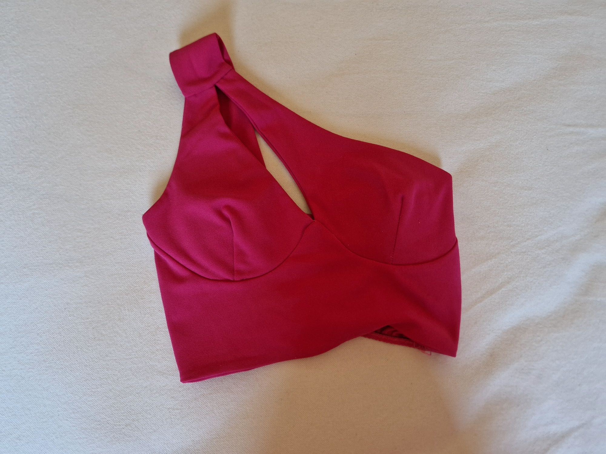 Crop top rosa fúcsia