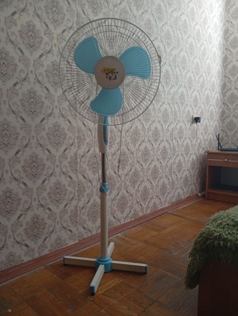 Вентілятор и тостер під ремонт