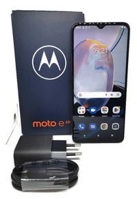 Smartfon Motorola Moto e22i 2 GB / 32 GB biała