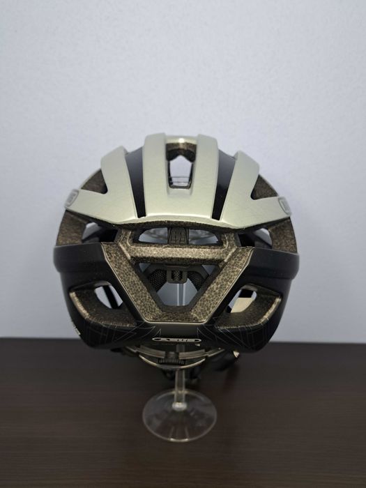 Kaski Kask rowerowy Abus Viantor r. 52-58 cm M srebrny szosowy szosa