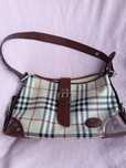 Torebka Burberry stylowa mała do ręki beż kratka