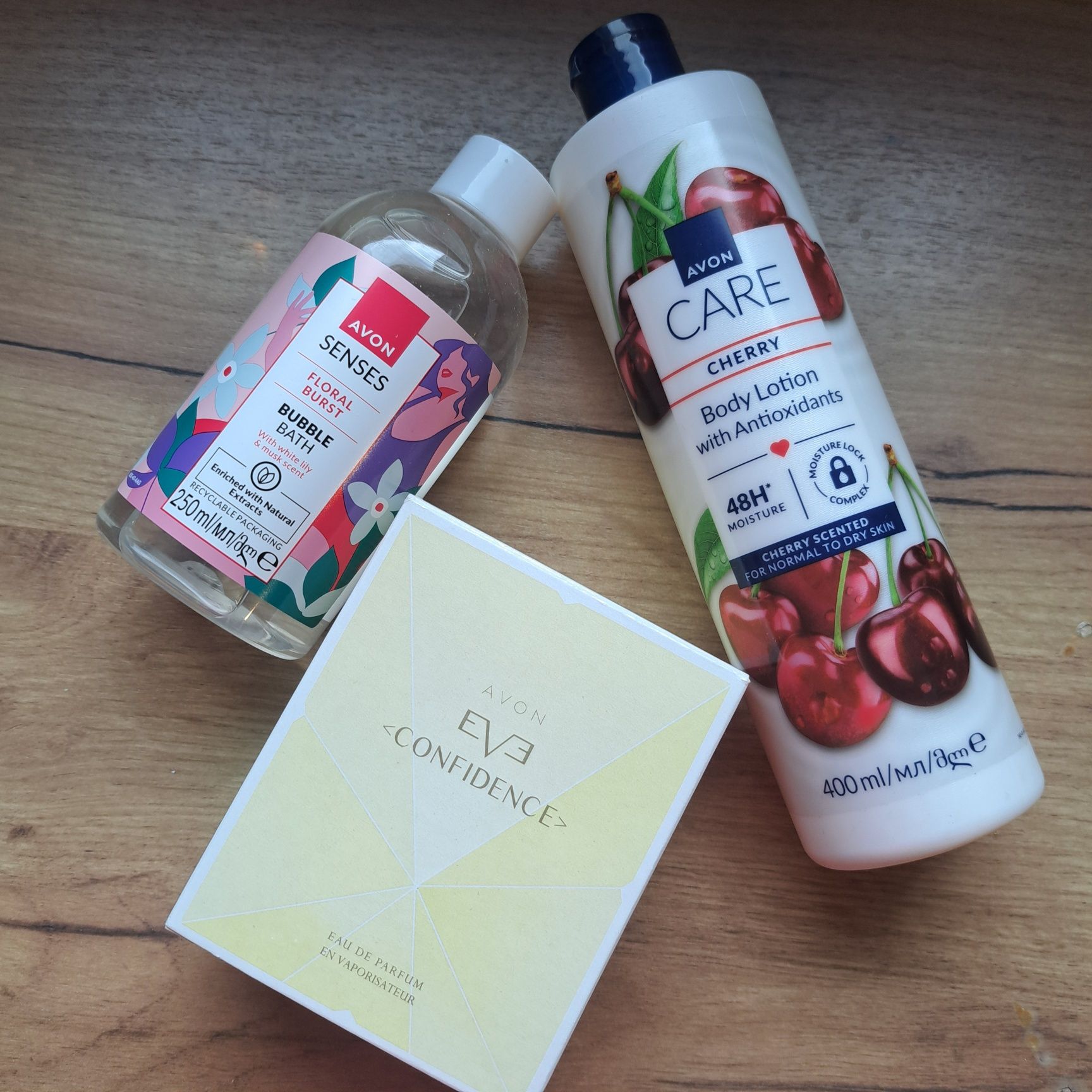 Avon zestaw NOWY
