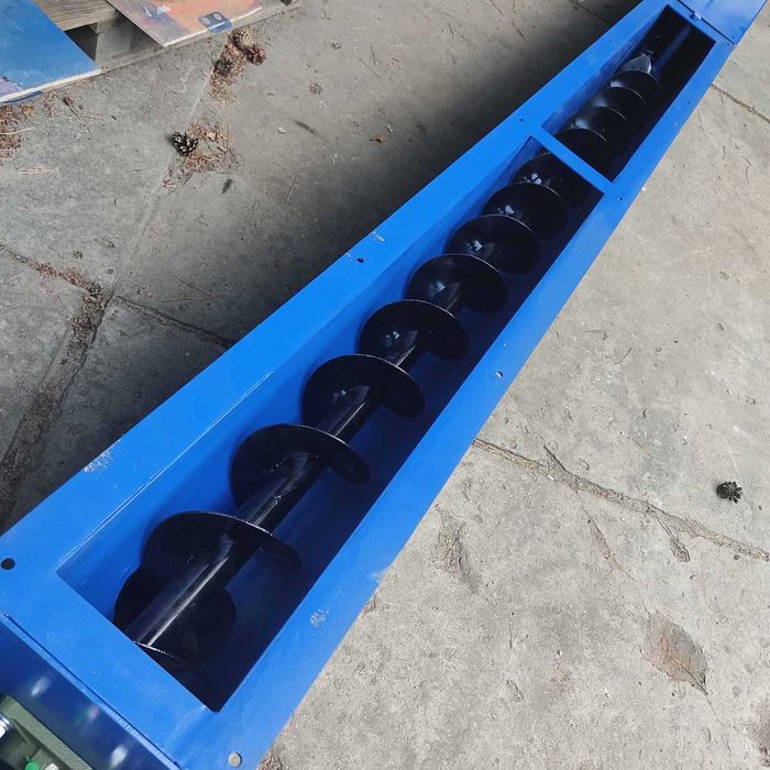 Шнек в жолобі для тирси, пелет, макухи, погрузчик шнековий в лотку