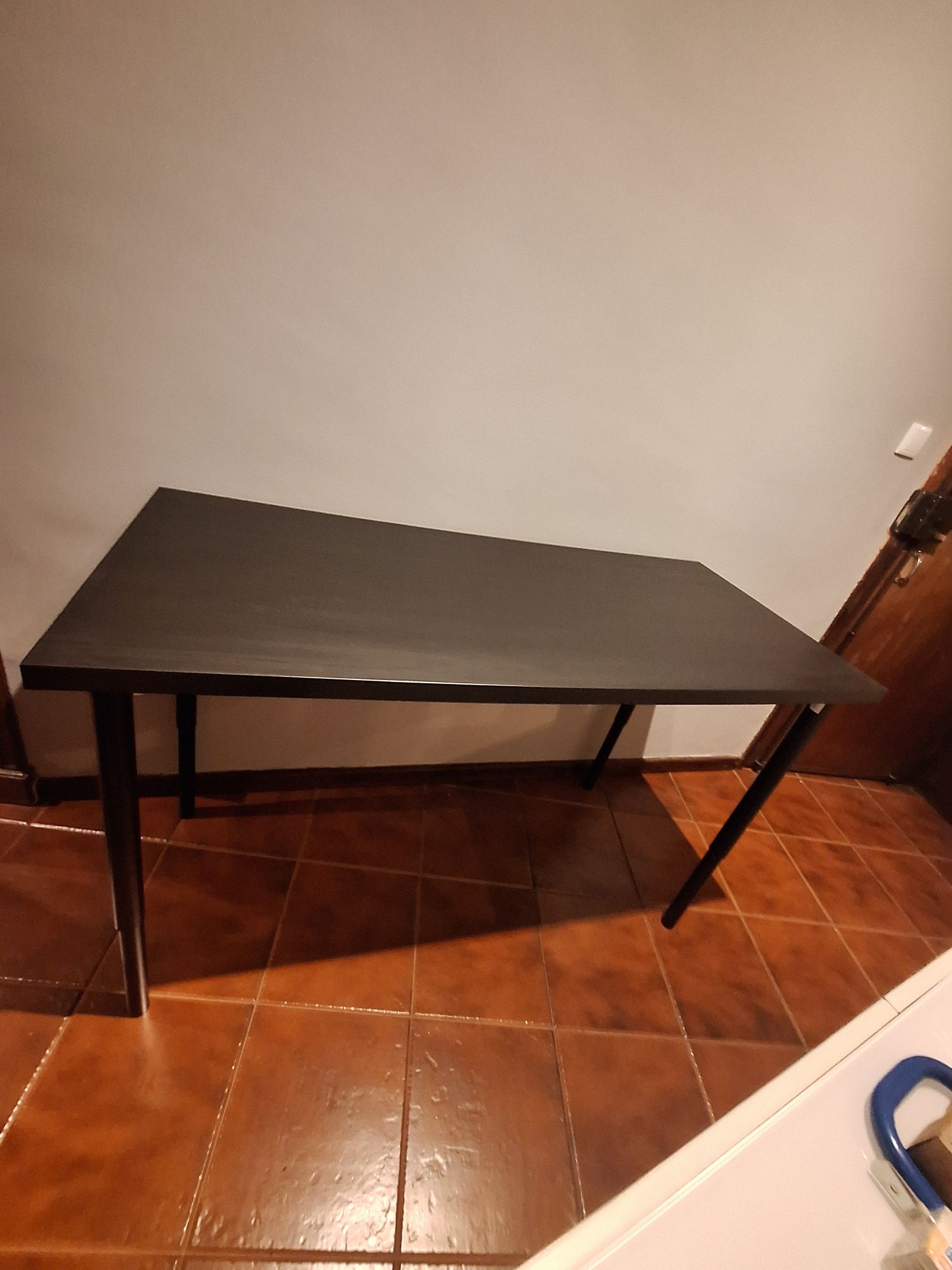Vendo mesa como nova