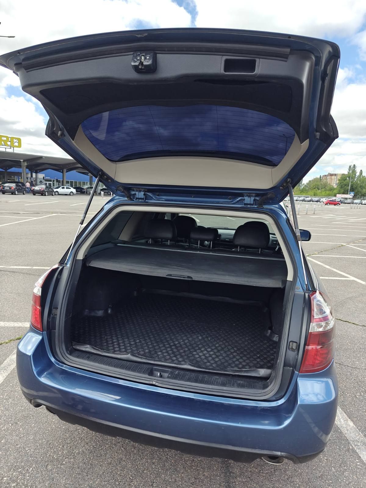 Продам Subaru outback