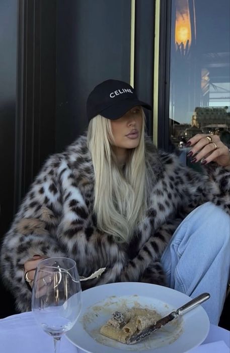 Zara шубка леопард S