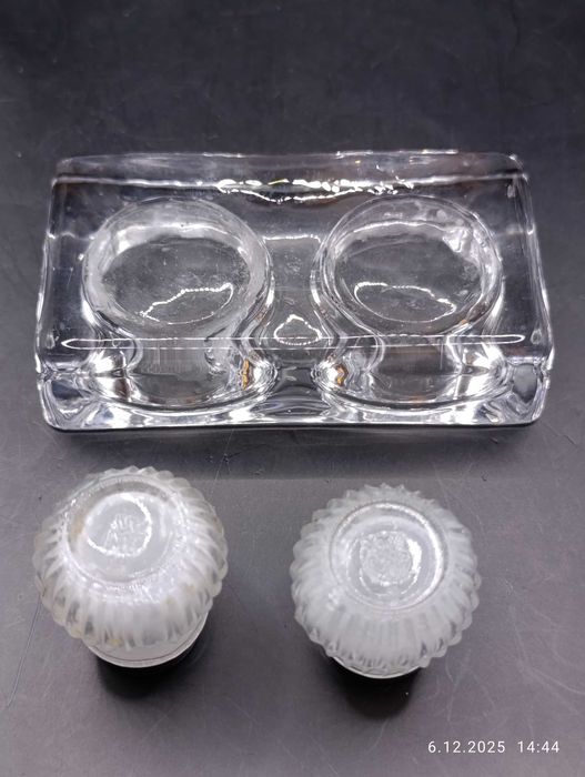 Stary Zestaw: butelka, karafka, solniczki WMF