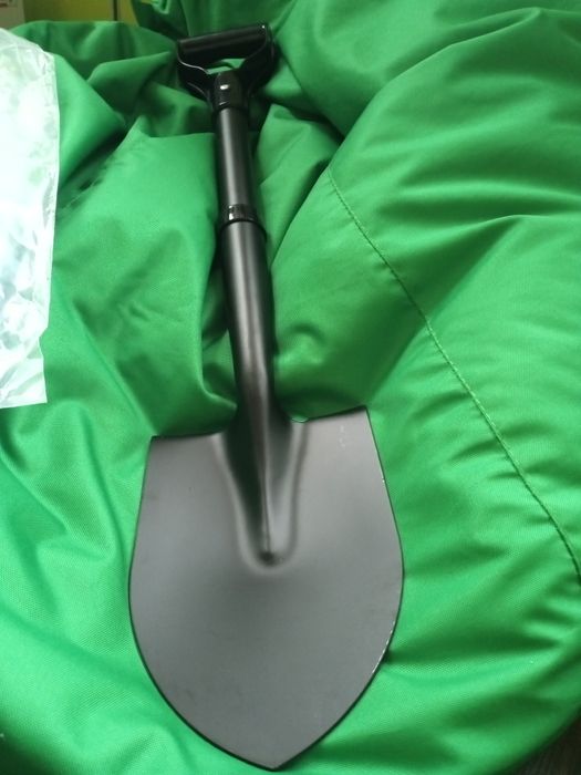 Лопата  автомобільна, садова ,саперна, штикова сталева  з ручкою.