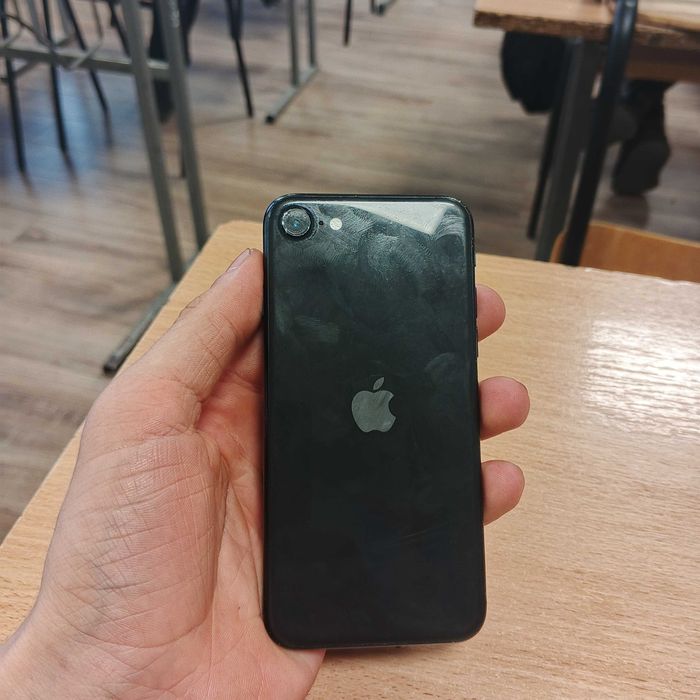 Айфон 8 заблоканий