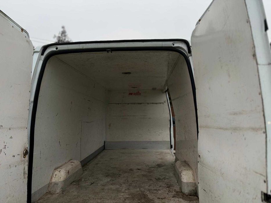 FORD TRANSIT 2.2 TDCI – VERSÃO LONGA E ALTA – CAIXA ISOTÉRMICA