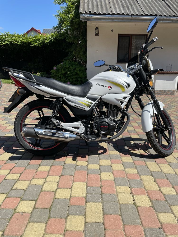 Продам мотоцикл spark sp200r 25I