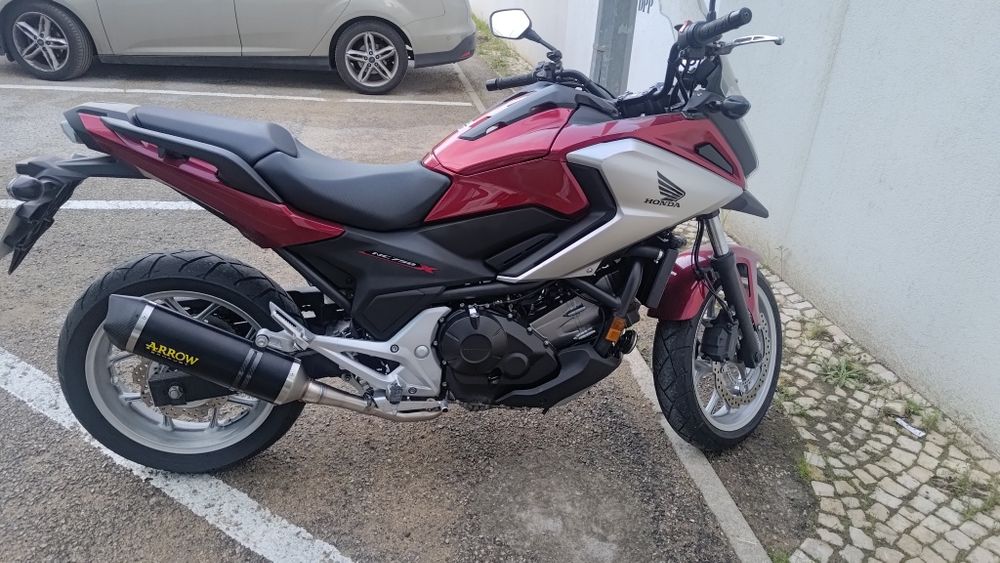 Vendo Honda 750X 2018