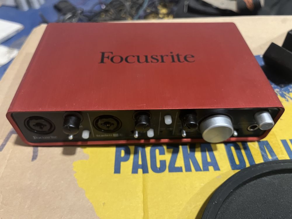 Focusrite звукова, карта все що на фото