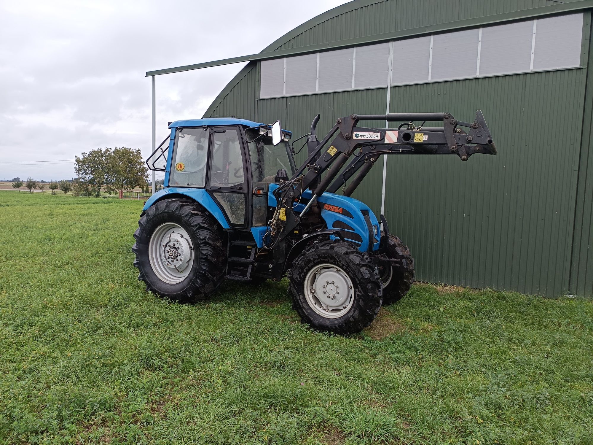 Sprzedam Pronar 1025A