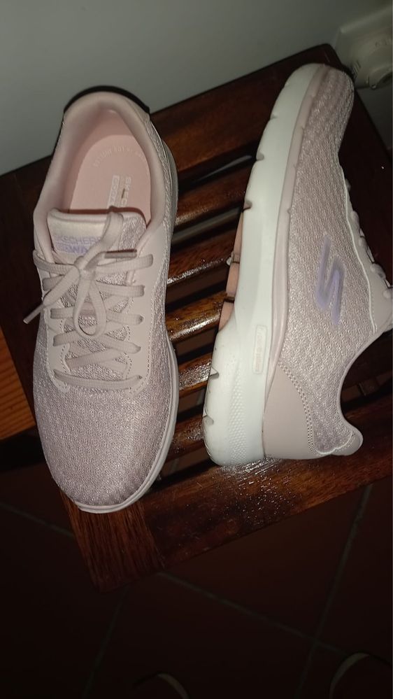 Sapatilhas Skechers 37