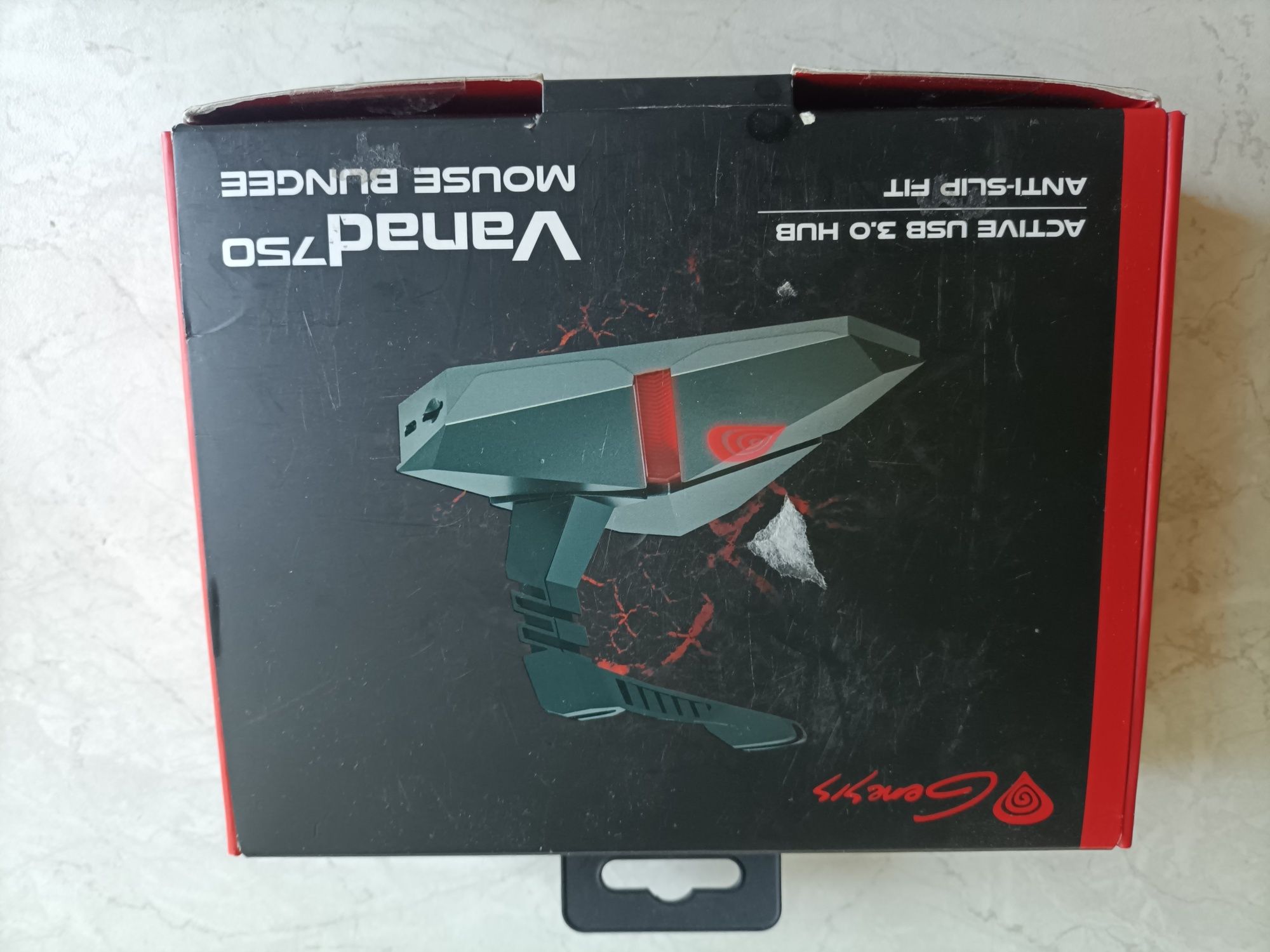 Genesis Vanad 750 bungee do myszki, hub usb, czytnik kart sd karton