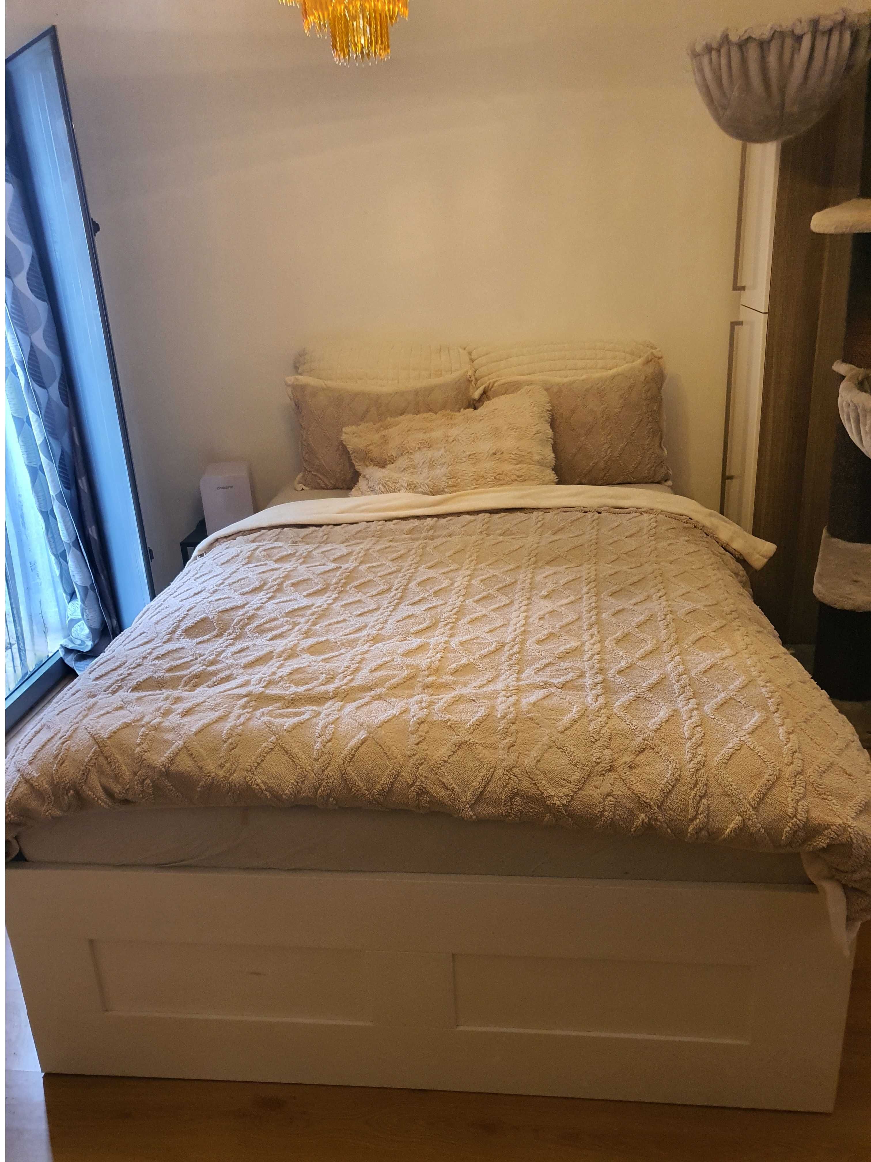 Cama 1,40X2,00m 4 gavetas branca