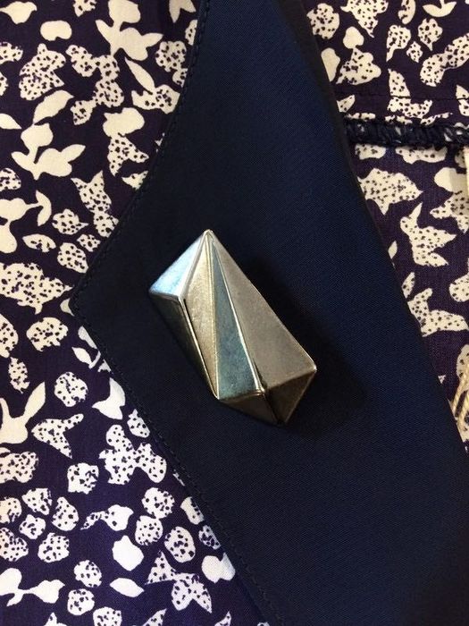 Pregadeiras / Alfinetes de peito antigos desde...