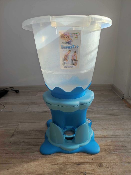 Wiaderko Tummy Tub z podstawką - Wiaderko do Kąpieli