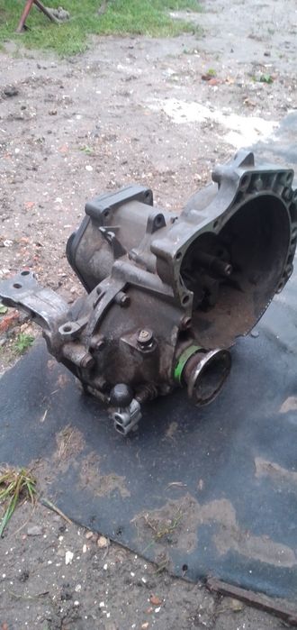 продам  коробка бу