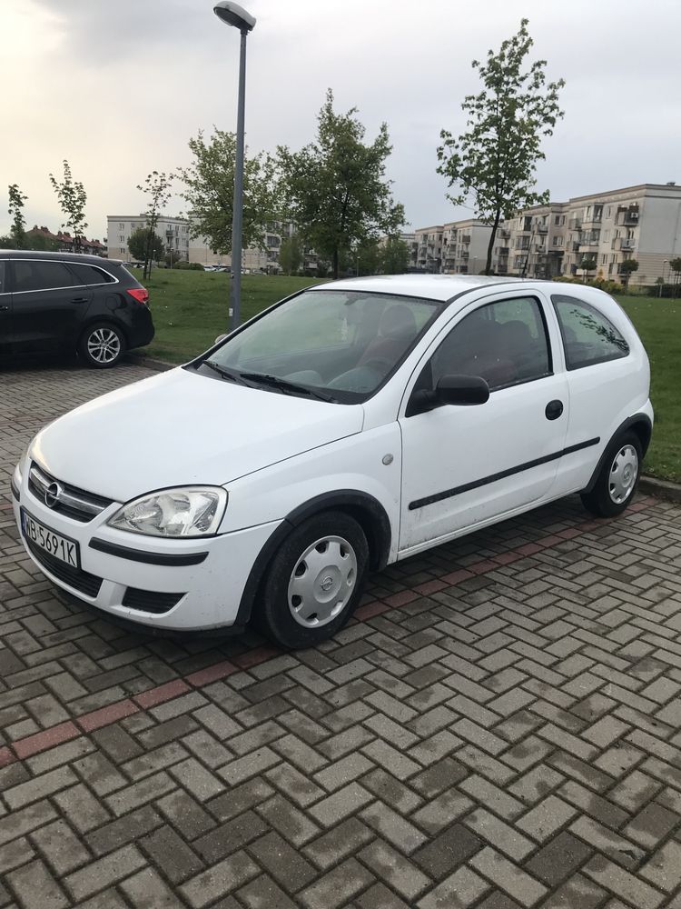 Opel Corsa C rok 2005