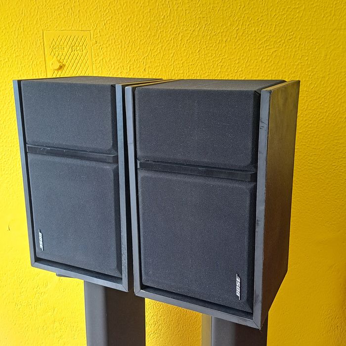Colunas Bose 301 series III