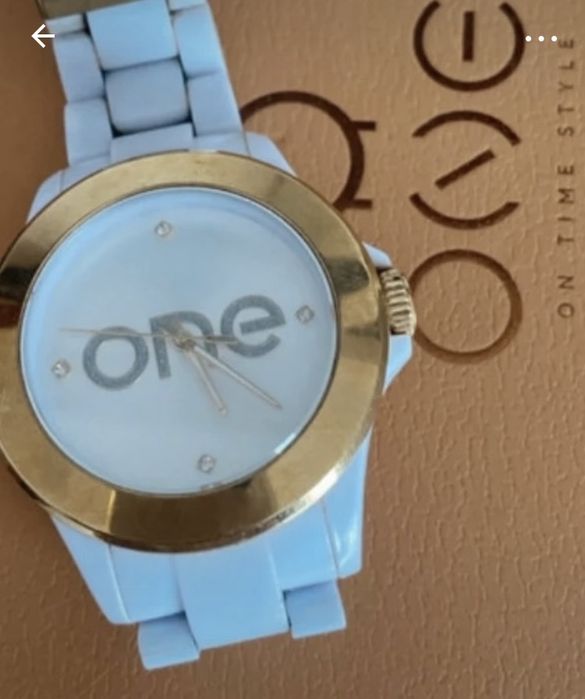 Relogio One super elegante
