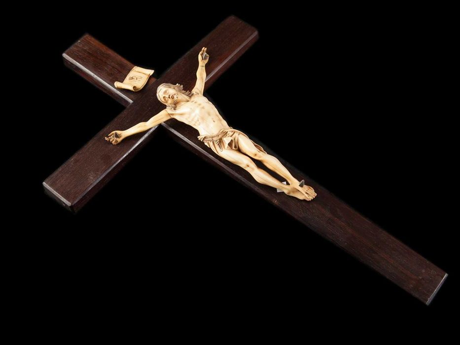 Crucifixos antigos