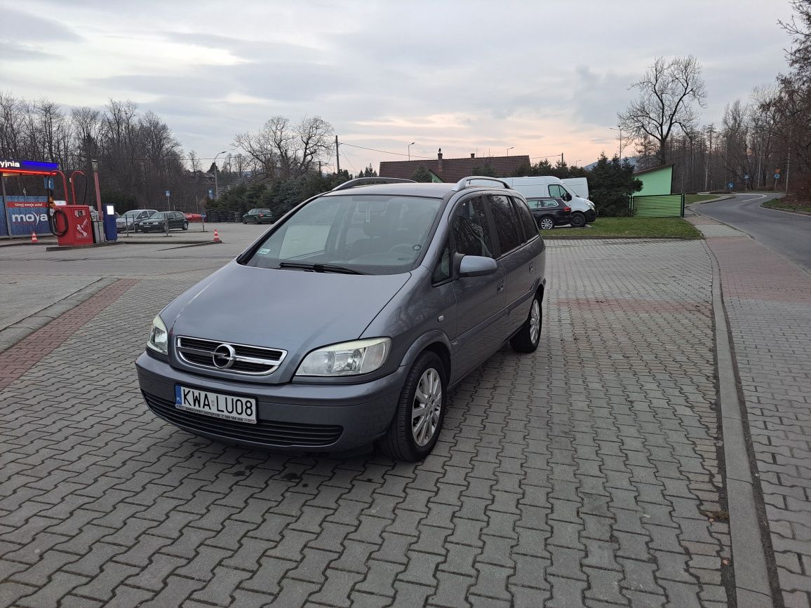 Opel ZAFIRA 1.8 benzyna