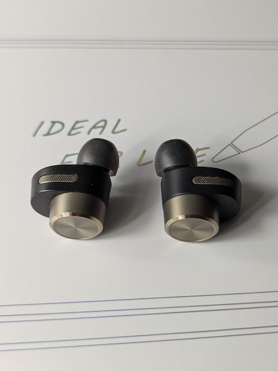 Bowers & Wilkins PI 7