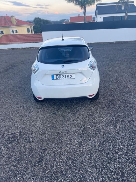 Zoe 22kw baterias proprias 74mil klm