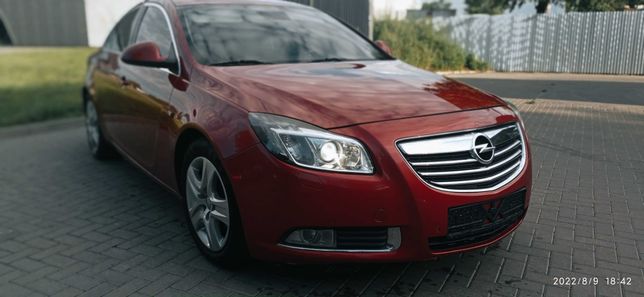 Opel Insignia Cosmo. Офіційне авто. Газ/бензин. Седан