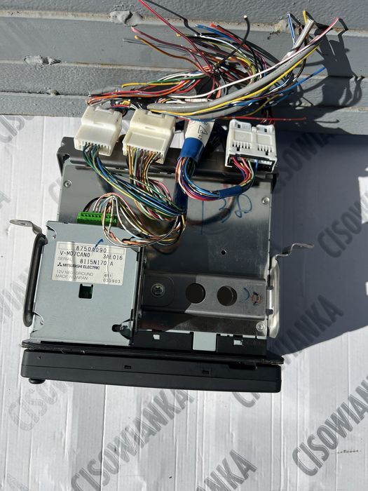 Peugeot 4007 citroen c crosser магнітола.