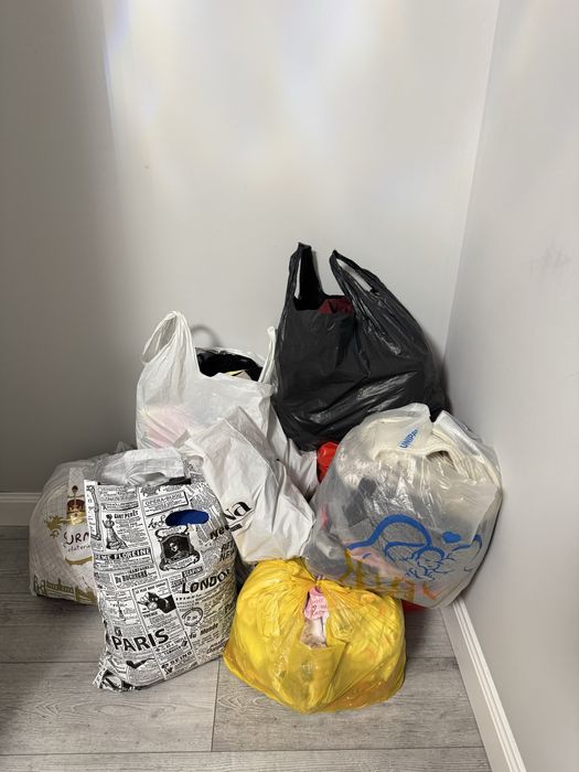 Віддам дитячі речі для дівчинки