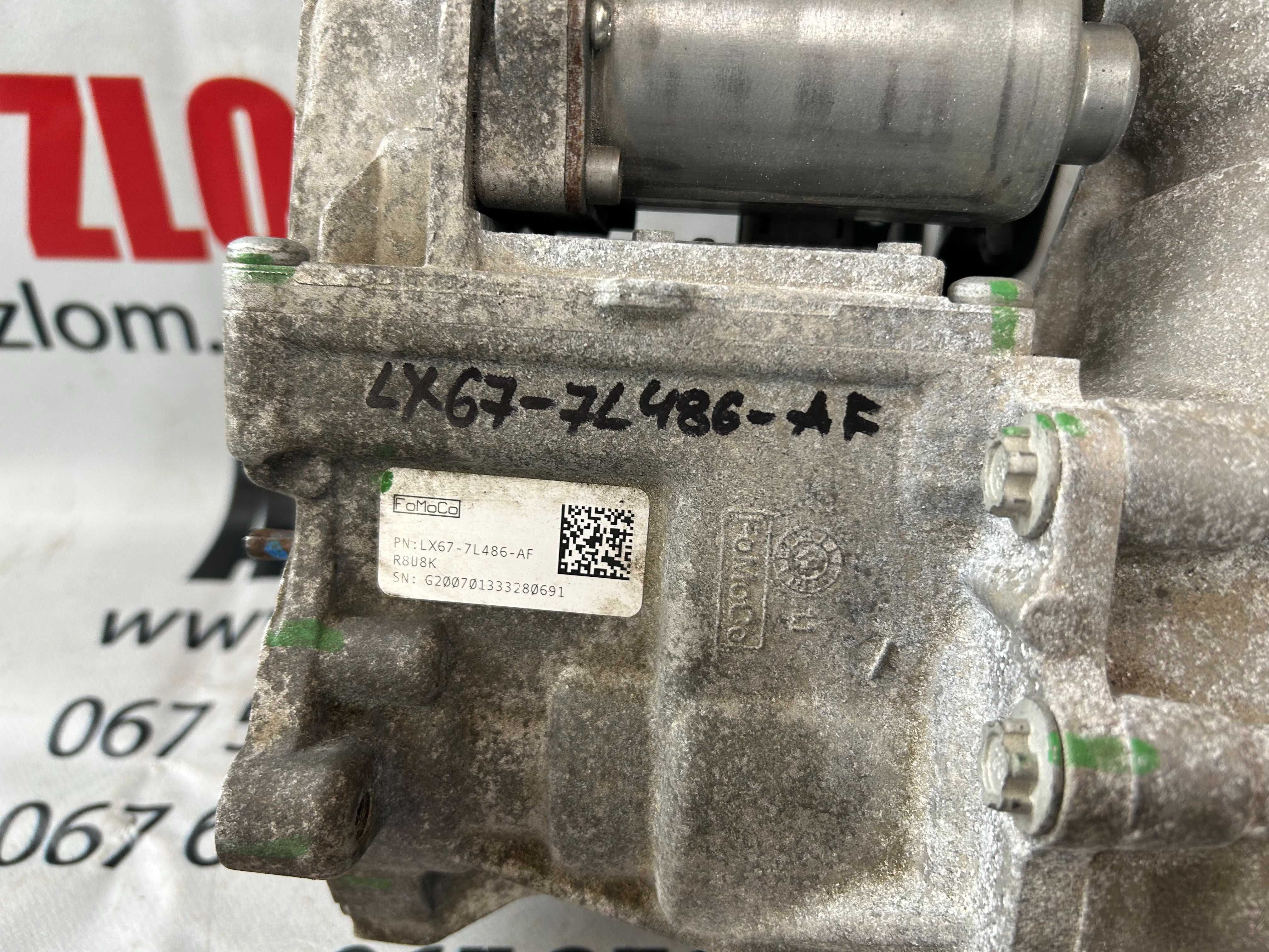 Роздатка Ford Kuga/Escape 2.0 ecoboost  LX67-7L486-AF