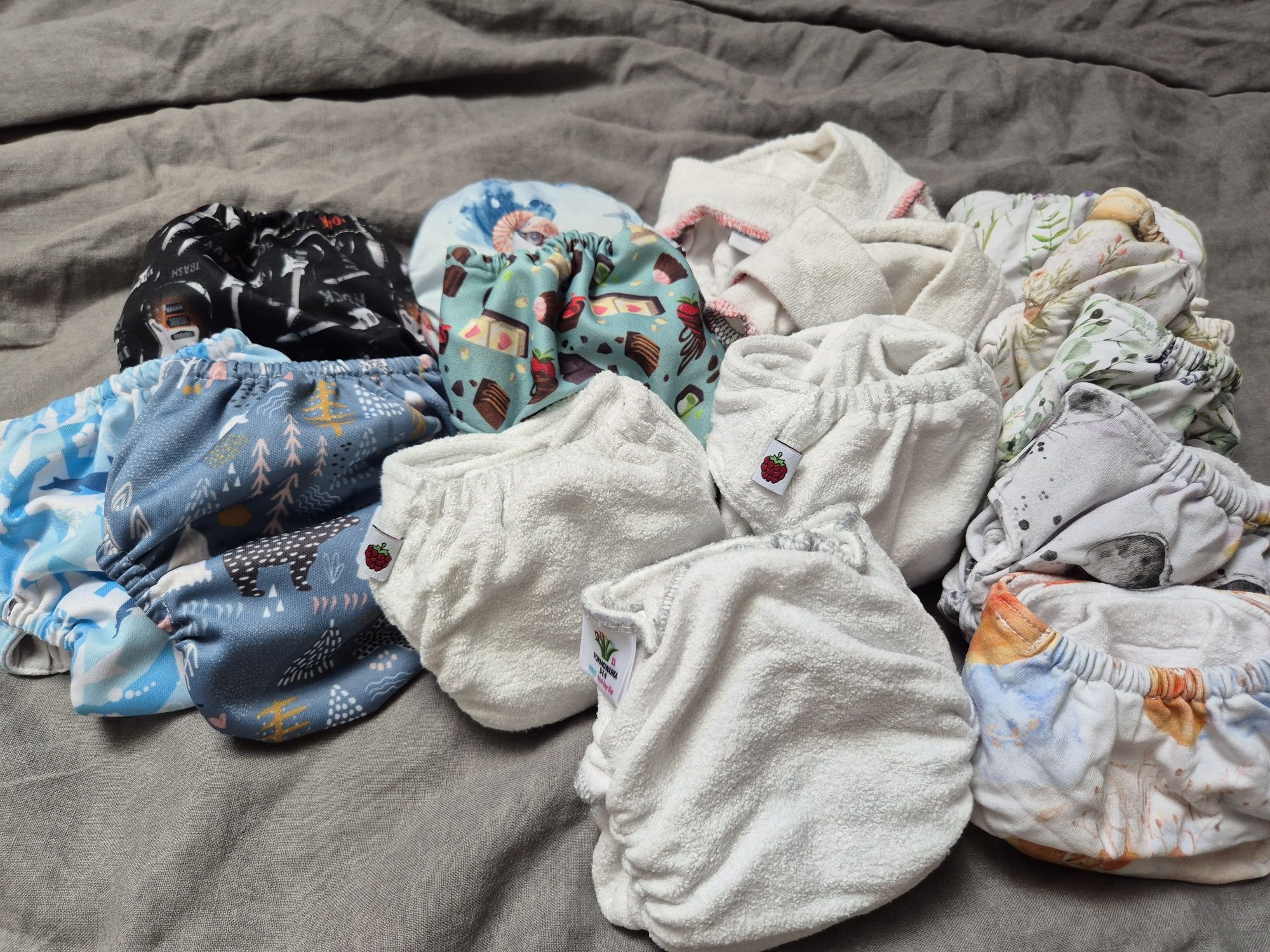Zestaw pieluch wielorazowych pul formowanki nb newborn