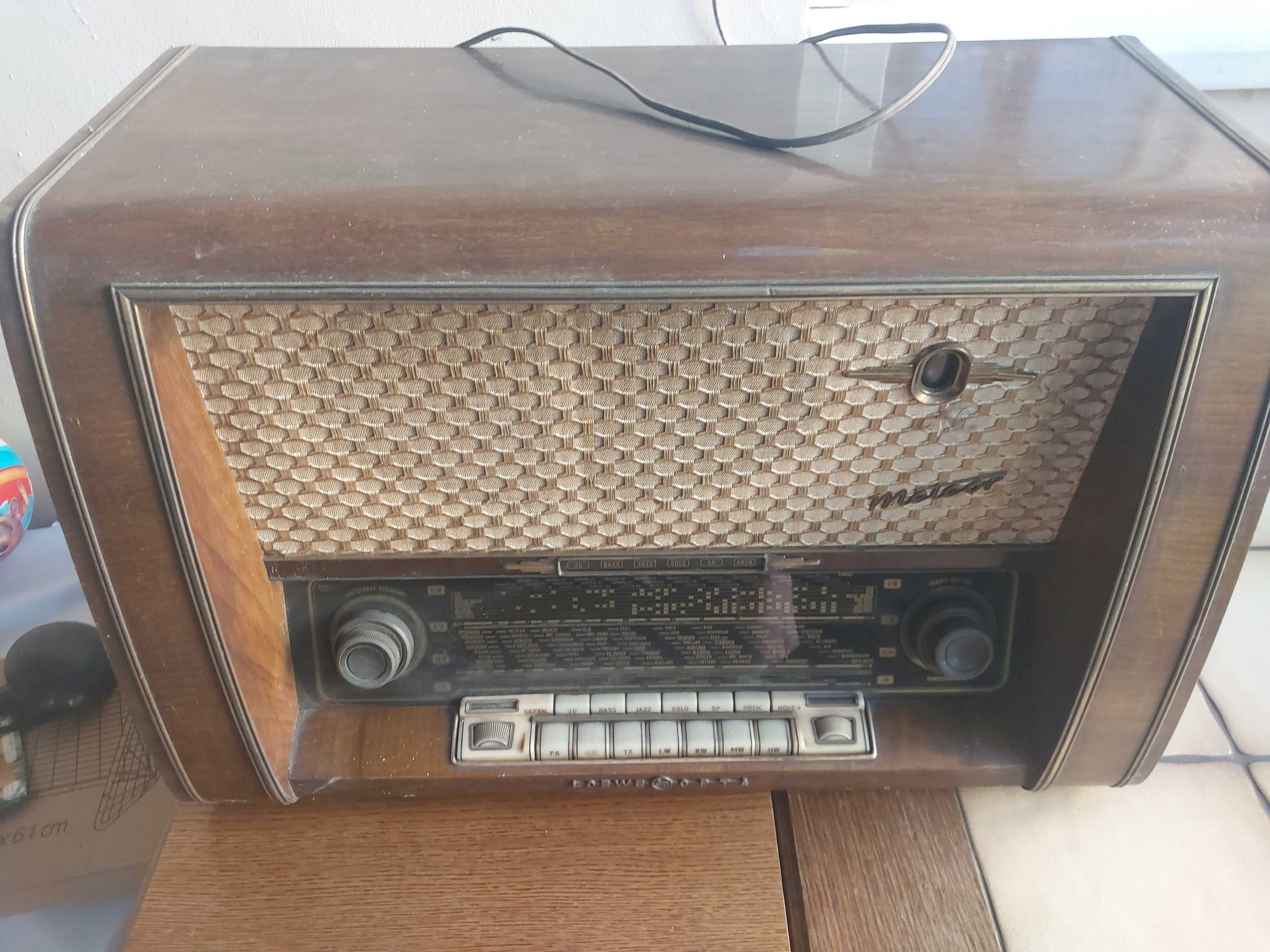 Stare radio lampowe Meteor 1781W