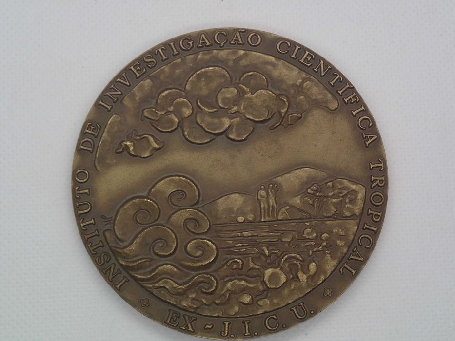 Medalha de Bronze  Instituto de investigação Cientifica Tropical