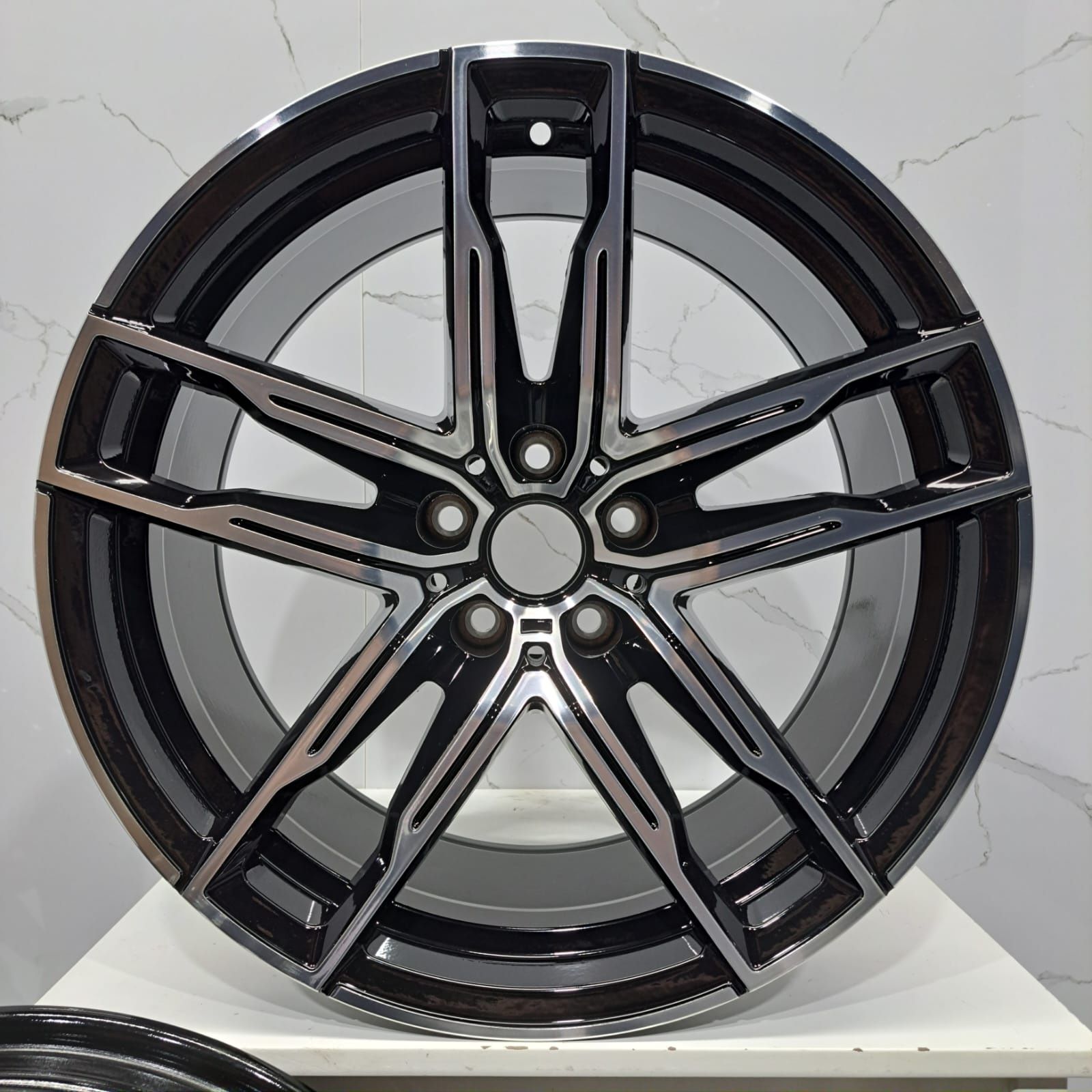 Jantes 19" LOOK BMW 810M serie 3 4 5 F30 F10 5x120