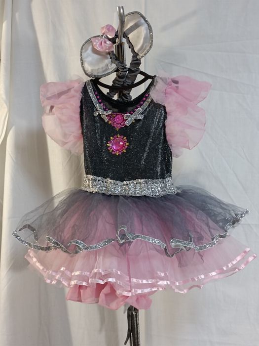 Новорічні костюми для дітей. Для хлопчиків і дівчаток