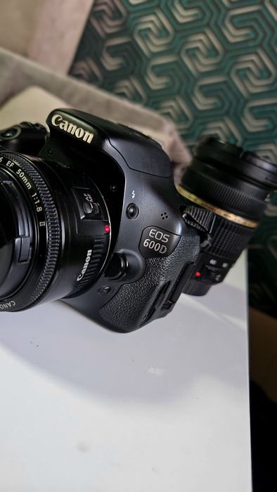 Фотоапарат Canon 600d+ объективы canon 50mm 1,8 + tamron 28-75