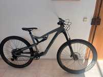 Bicicleta Rockrider AM100s 2022