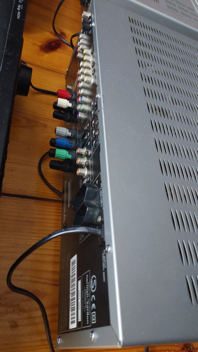 Amplituner harman kardon avr 130