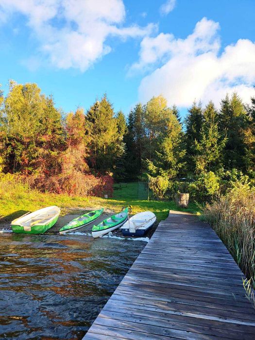 willa nad jeziorem własna linia brzegowa pomost łódka sauna wędkowanie
