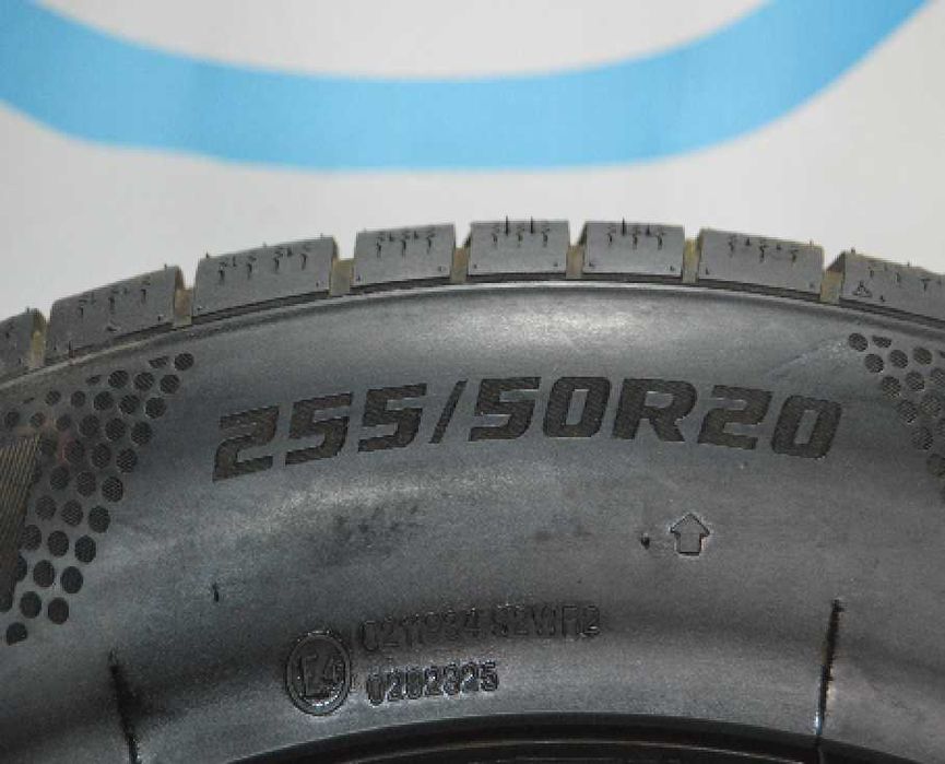 Шина 4шт R20 255/50 ROYALBLACK ROYALWINTER UHP 27/23 год 7.6 мм