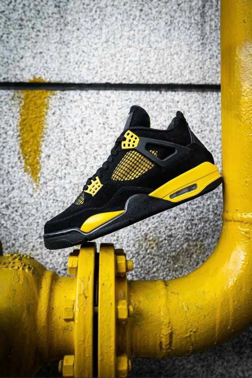 Jordan 4 Retro Thunder EU 44